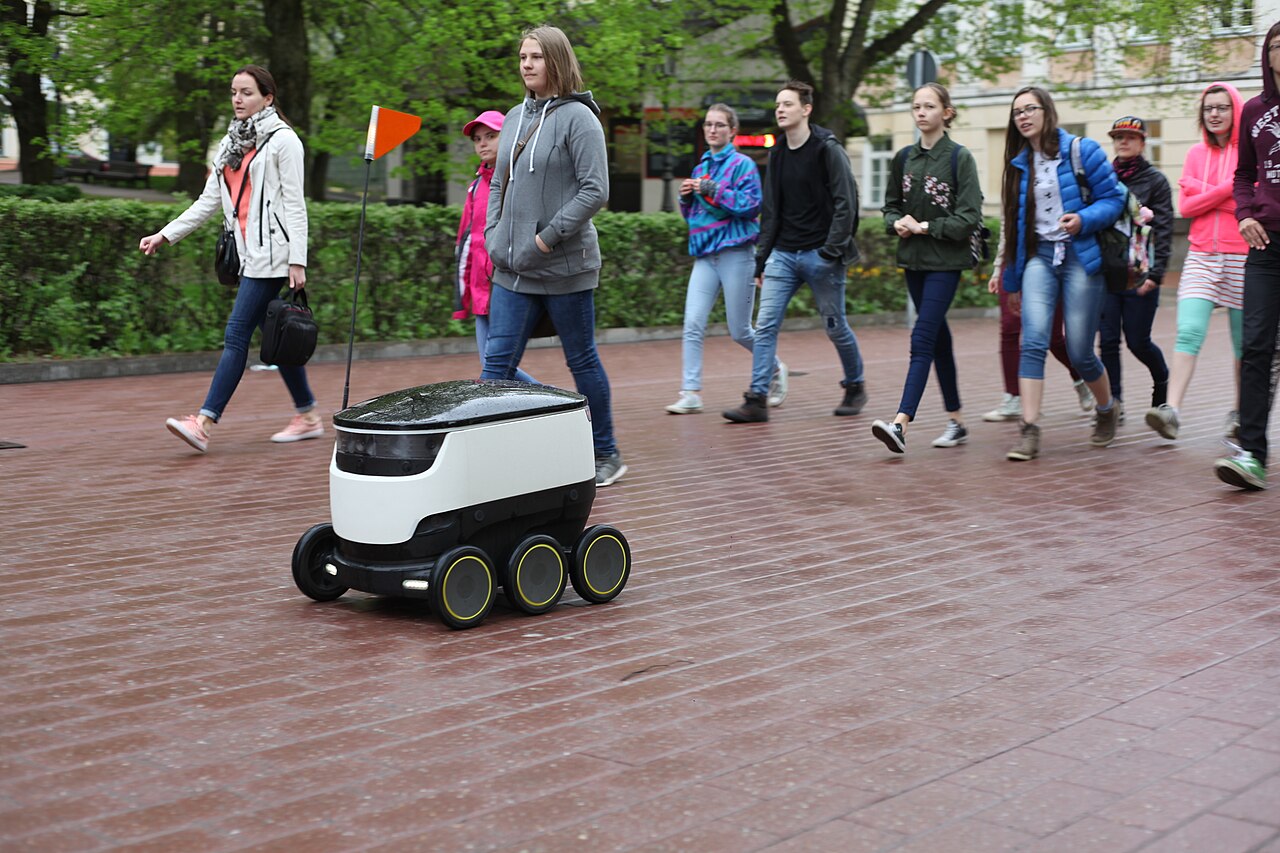 Starship sidewalk delivery robot